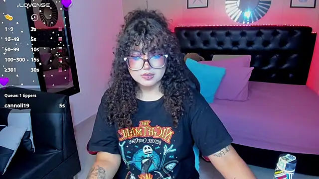 Snapshot of _Lilly_miller chatting on February 20, 2026, 6:26 am Lilly miller online show from February 20, 2026, 6:26 am