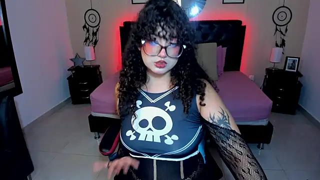 Snapshot of _Lilly_miller chatting on March 6, 2026, 5:48 am Lilly miller online show from March 6, 2026, 5:48 am