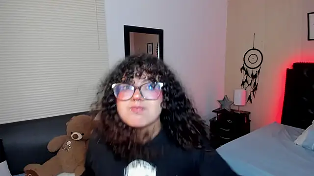 Snapshot of _Lilly_miller chatting on March 11, 2026, 4:57 pm Lilly miller online show from March 11, 2026, 4:57 pm