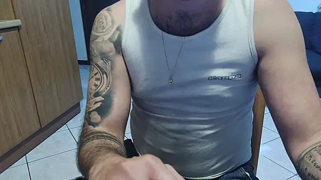 maialinofriuli online show from October 22, 2025, 10:42 pm