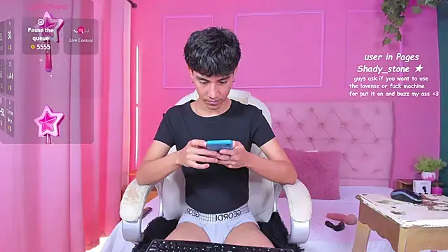 SHADY STONE online show from October 28, 2025, 9:50 pm