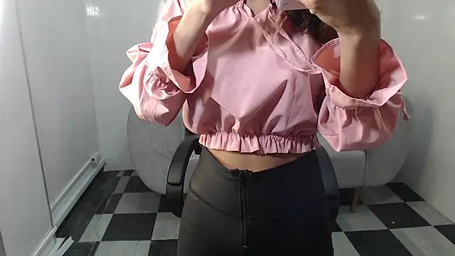  wendy b online show from September 19, 2025, 8:09 pm