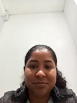 Snapshot of Paula6Colombia chatting on March 7, 2025, 9:17 pm Paula6Colombia online show from March 7, 2025, 9:17 pm