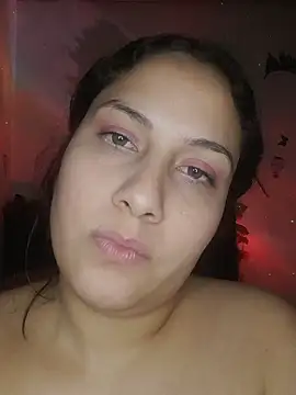 esmeralda jadees online show from March 19, 2025, 5:19 am