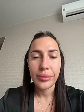 AleksandraRich online show from August 7, 2026, 1:29 am