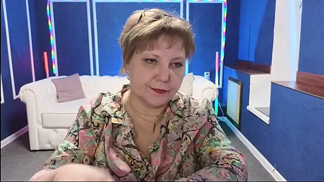 Snapshot of Kira_Kenet chatting on March 19, 2025, 4:47 am Kira Kenet online show from March 19, 2025, 4:47 am