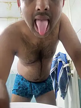 Snapshot of MIRTHICK2002 chatting on March 17, 2025, 8:51 am MIRTHICK2002 online show from March 17, 2025, 8:51 am