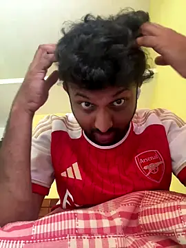 Snapshot of MIRTHICK2002 chatting on October 28, 2025, 7:56 am MIRTHICK2002 online show from October 28, 2025, 7:56 am