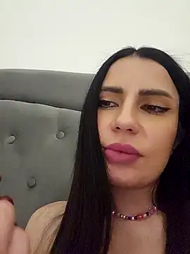 Snapshot of Anysaaa chatting on March 23, 2025, 12:47 am Anysaaa online show from March 23, 2025, 12:47 am