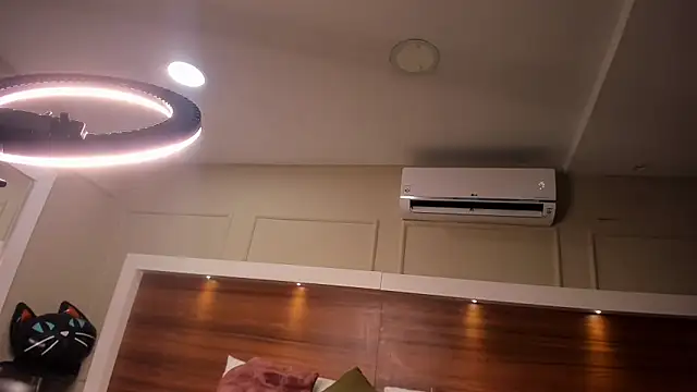 Snapshot of AriadnaHarper chatting on April 2, 2026, 11:19 am AriadnaHarper online show from April 2, 2026, 11:19 am