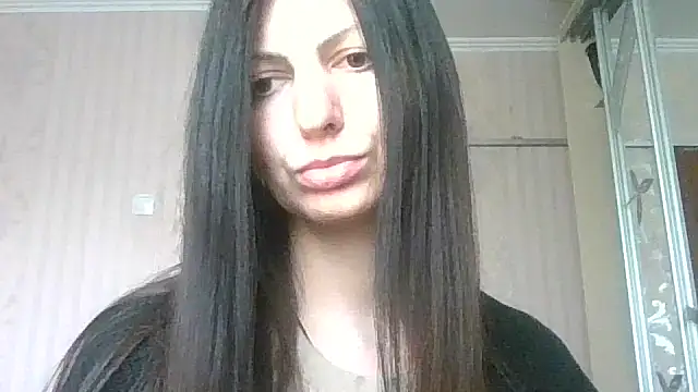 AliseWats online show from March 22, 2025, 11:42 am