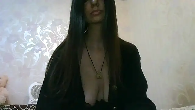 AliseWats online show from November 21, 2025, 8:18 pm