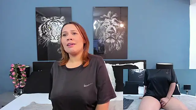 SophiaQueens online show from February 9, 2026, 8:13 pm