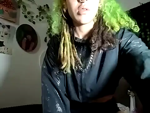 420mussa online show from May 29, 2026, 2:20 am
