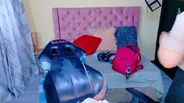 Snapshot of sweet__thang chatting on February 21, 2026, 9:16 pm sweet thang online show from February 21, 2026, 9:16 pm