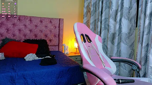 Snapshot of sweet__thang chatting on April 11, 2026, 8:51 am sweet thang online show from April 11, 2026, 8:51 am