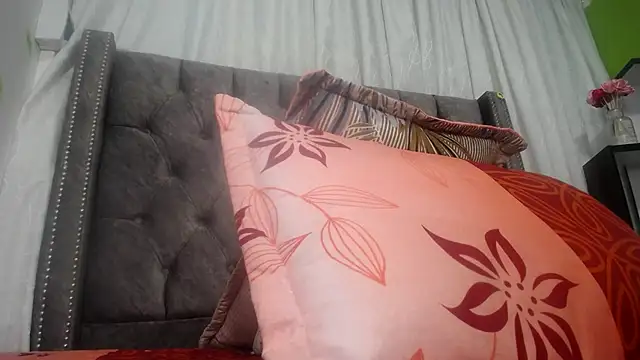 ANA-BULLOCK- online show from September 17, 2025, 12:18 pm