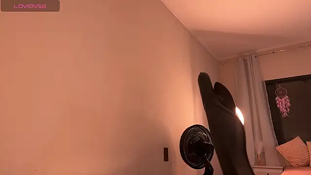 Snapshot of StacySpice01 chatting on November 29, 2025, 1:30 am StacySpice01 online show from November 29, 2025, 1:30 am