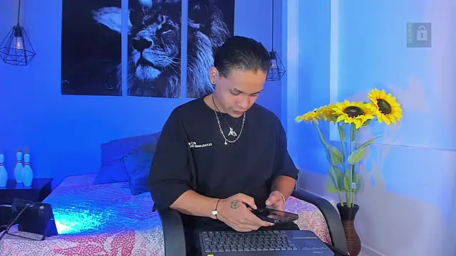 Draco collins online show from December 2, 2025, 8:26 pm