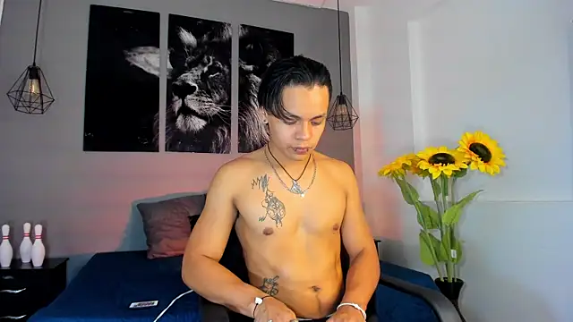 Draco collins online show from December 4, 2025, 8:17 pm