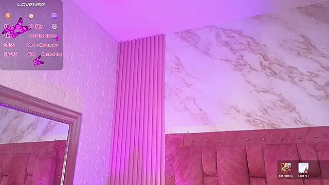 goldilockss15 online show from April 17, 2026, 11:24 am