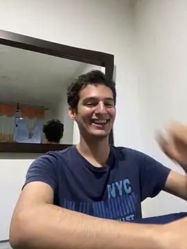 Thiagobb7 online show from November 10, 2025, 10:53 pm