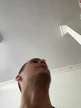 Snapshot of Thiagobb7 chatting on February 2, 2026, 3:22 pm Thiagobb7 online show from February 2, 2026, 3:22 pm