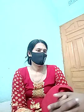 Hot-Nipa online show from March 17, 2025, 4:22 pm