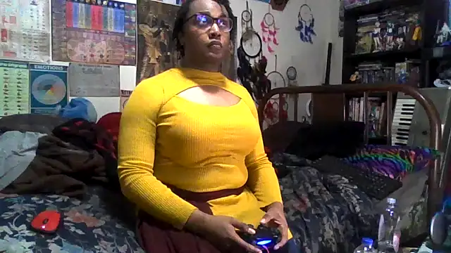 GardeniaFields online show from November 9, 2025, 11:58 pm