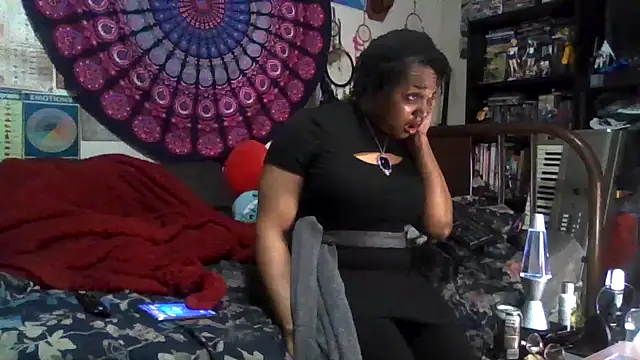 GardeniaFields online show from December 14, 2025, 11:42 pm