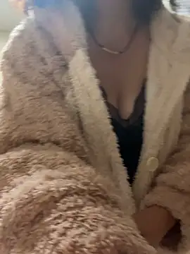 Snapshot of Baby96188 chatting on September 18, 2025, 8:33 pm Baby96188 online show from September 18, 2025, 8:33 pm