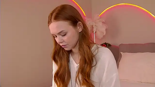 Snapshot of MiraBliss chatting on January 12, 2026, 5:07 pm MiraBliss online show from January 12, 2026, 5:07 pm