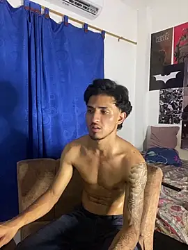 Snapshot of Zayn_kane chatting on November 28, 2025, 3:53 am Zayn kane online show from November 28, 2025, 3:53 am