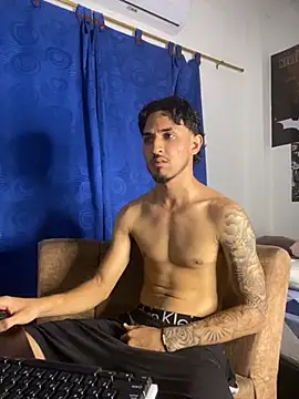 Snapshot of Zayn_kane chatting on February 10, 2026, 4:16 am Zayn kane online show from February 10, 2026, 4:16 am