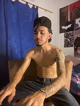 Snapshot of Zayn_kane chatting on March 15, 2026, 1:33 am Zayn kane online show from March 15, 2026, 1:33 am