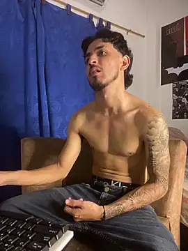 Snapshot of Zayn_kane chatting on March 17, 2026, 12:59 am Zayn kane online show from March 17, 2026, 12:59 am