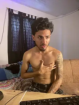 Snapshot of Zayn_kane chatting on March 22, 2026, 8:23 pm Zayn kane online show from March 22, 2026, 8:23 pm