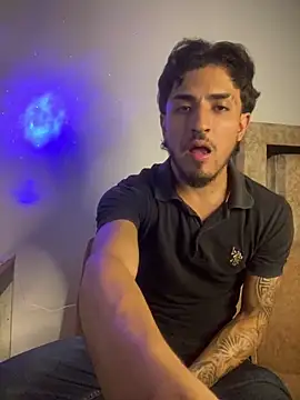 Snapshot of Zayn_kane chatting on March 29, 2026, 12:54 am Zayn kane online show from March 29, 2026, 12:54 am