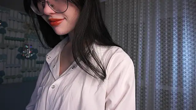 JodyHeap online show from March 20, 2025, 5:04 pm