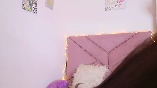 Snapshot of eva_sin18 chatting on February 12, 2026, 2:06 am eva sin18 online show from February 12, 2026, 2:06 am