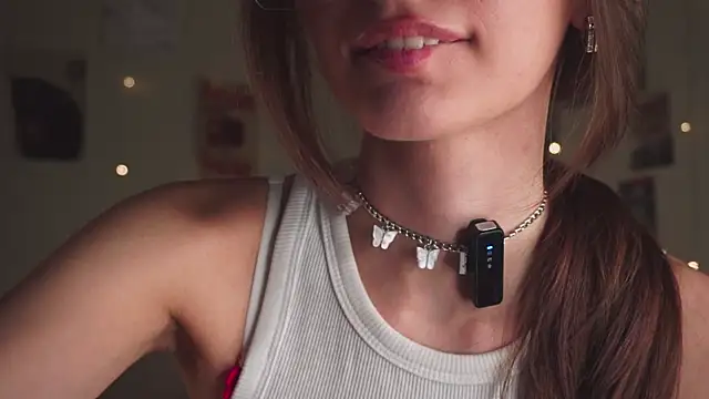 Snapshot of EditaBails chatting on October 15, 2025, 7:03 pm EditaBails online show from October 15, 2025, 7:03 pm