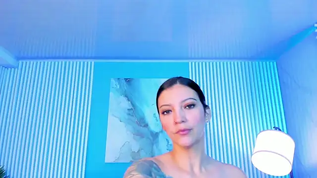 roxy hell online show from October 14, 2025, 12:06 pm