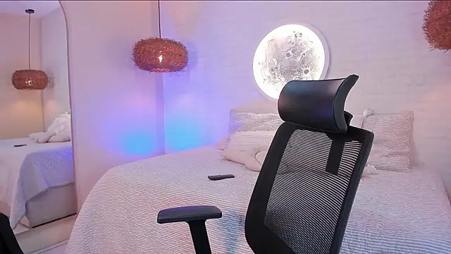 Snapshot of OLIVER_COLT chatting on March 7, 2026, 3:03 am OLIVER COLT online show from March 7, 2026, 3:03 am