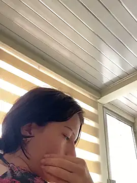 Snapshot of val_zx chatting on February 13, 2026, 1:29 pm val zx online show from February 13, 2026, 1:29 pm