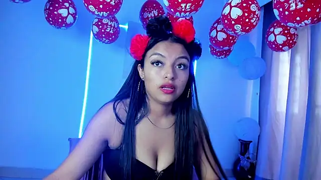 sweet cinamon online show from November 12, 2025, 6:52 pm