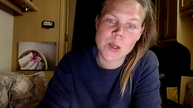 CallMeMaria online show from December 29, 2024, 9:09 pm