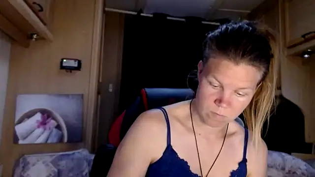 CallMeMaria online show from January 13, 2025, 1:06 pm