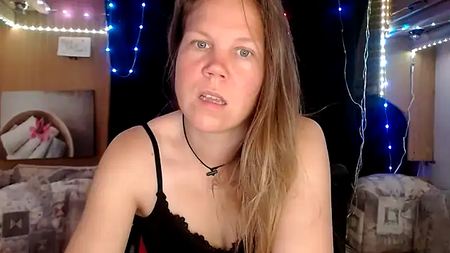 CallMeMaria online show from February 17, 2025, 10:07 am