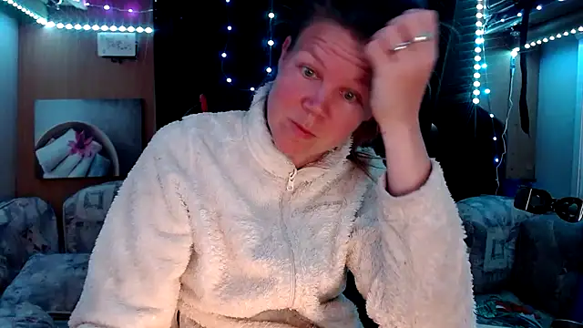 CallMeMaria online show from March 21, 2025, 6:07 pm