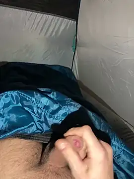 Grosbranleure online show from December 18, 2025, 8:59 pm